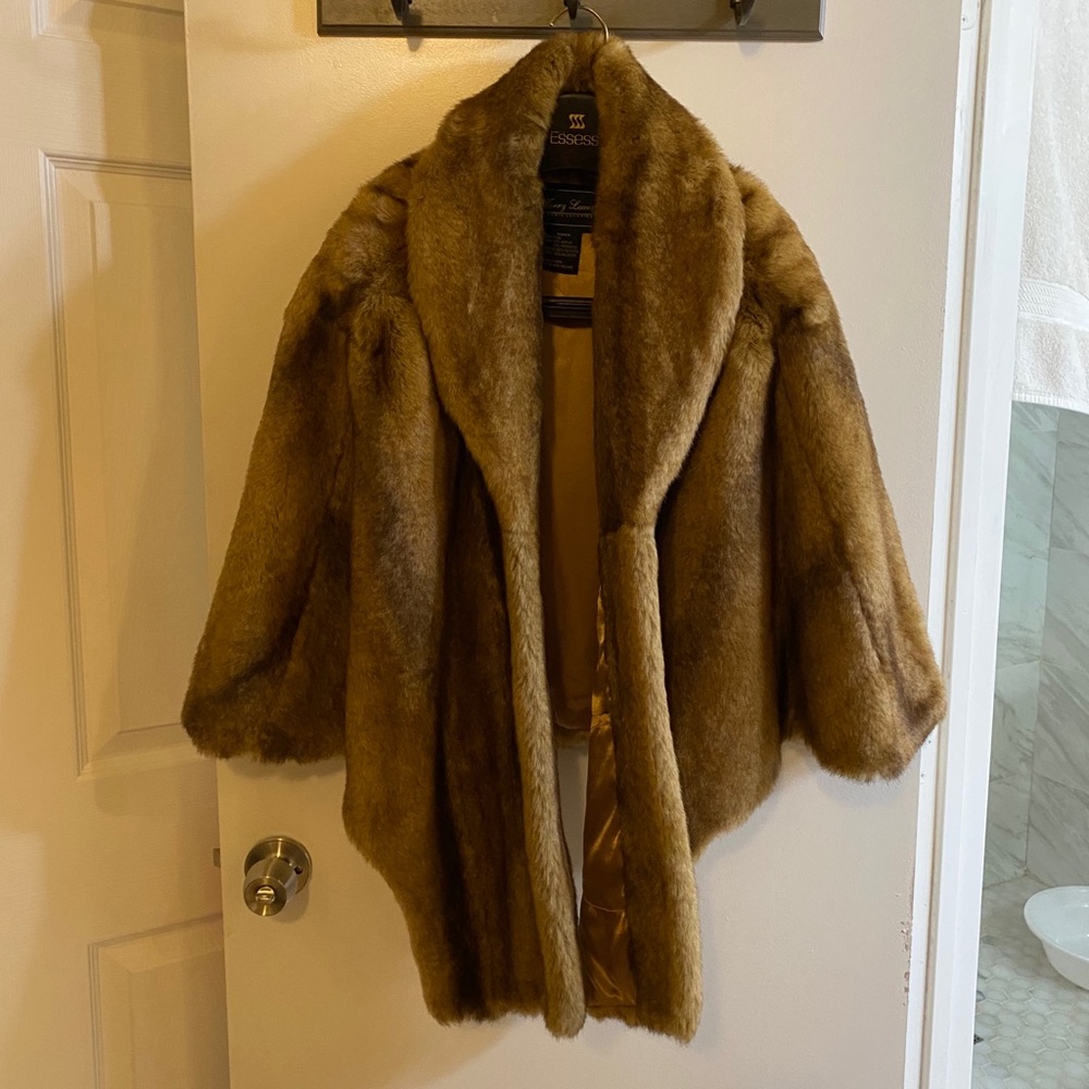 Faux fur cape/shawl